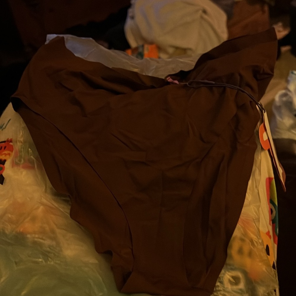 Briefs - Picture 3 of 3